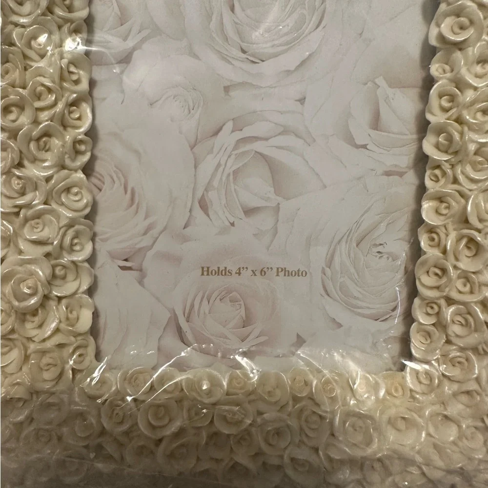 Elegance by Amscan Frame